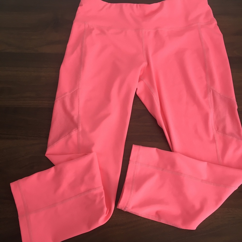 Ideology activewear cropped leggings size S